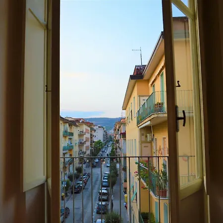 Dimora Paterno Guest house 2*